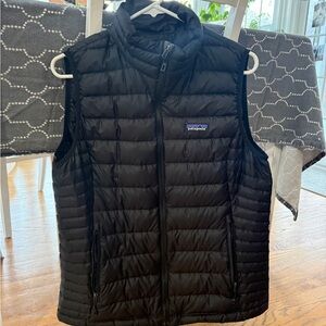Patagonia Black Puffer Vest